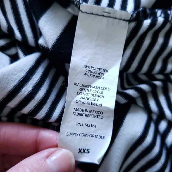 Lularoe Tunic Black White Stripe High Low XXS Shirt Top Blouse Women - Picture 6 of 6